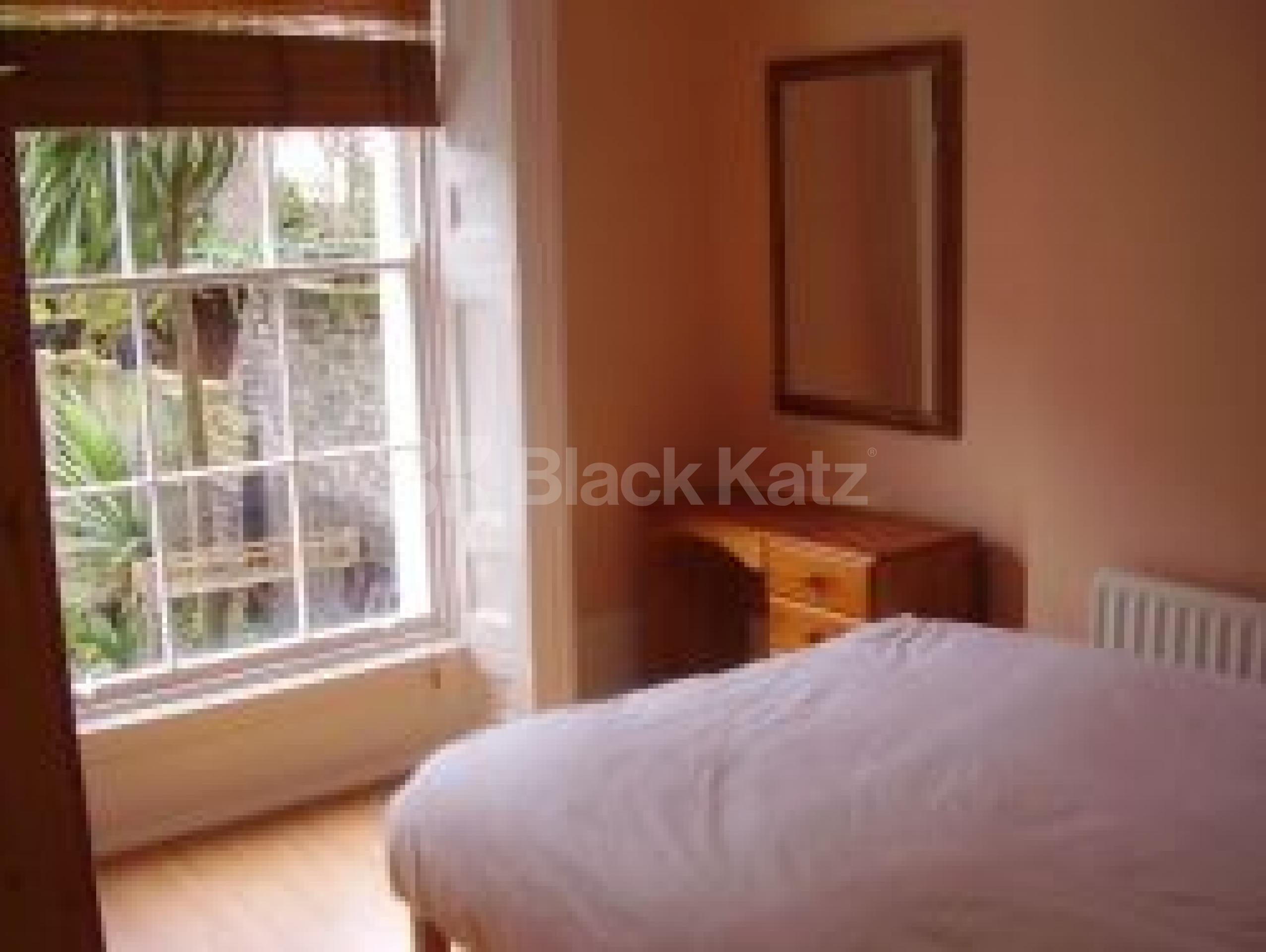 			1 Bedroom, 1 bath, 1 reception Flat			 Pentonville Road, ISLINGTON/ANGEL  N1 N1